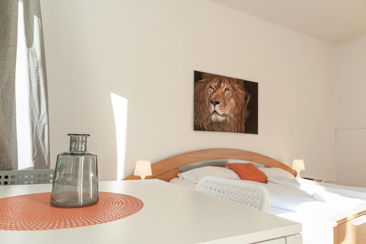 Comfortable 3Br Shared Apart. - Suitable For Long Stays Wenen Buitenkant foto
